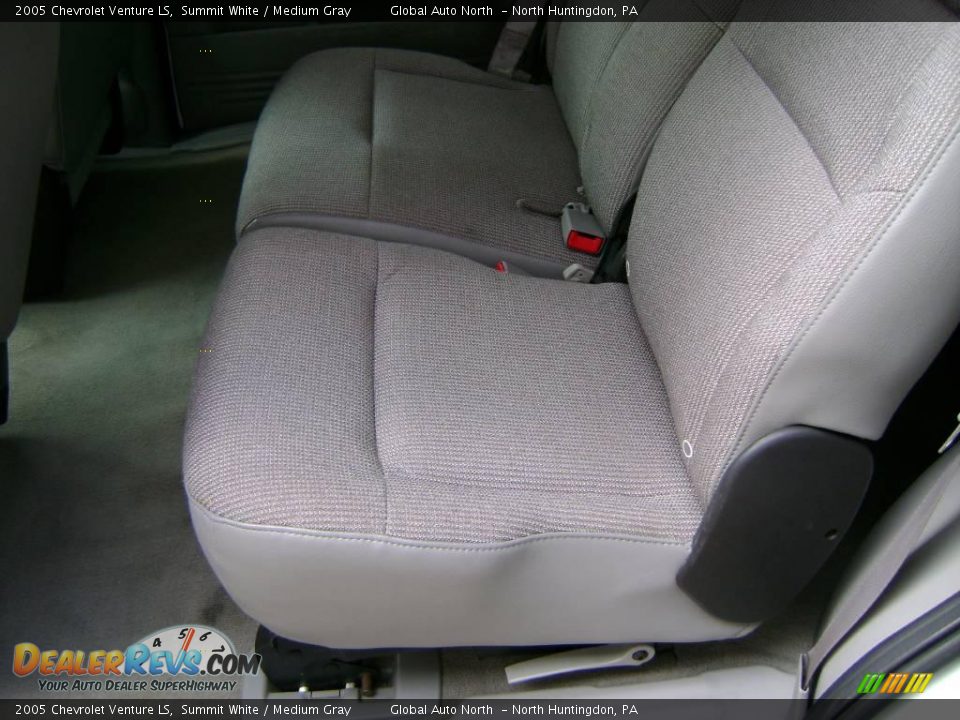 2005 Chevrolet Venture LS Summit White / Medium Gray Photo #9