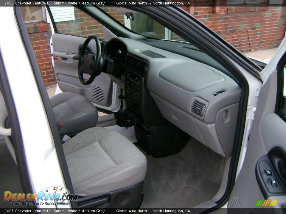 2005 Chevrolet Venture LS Summit White / Medium Gray Photo #14