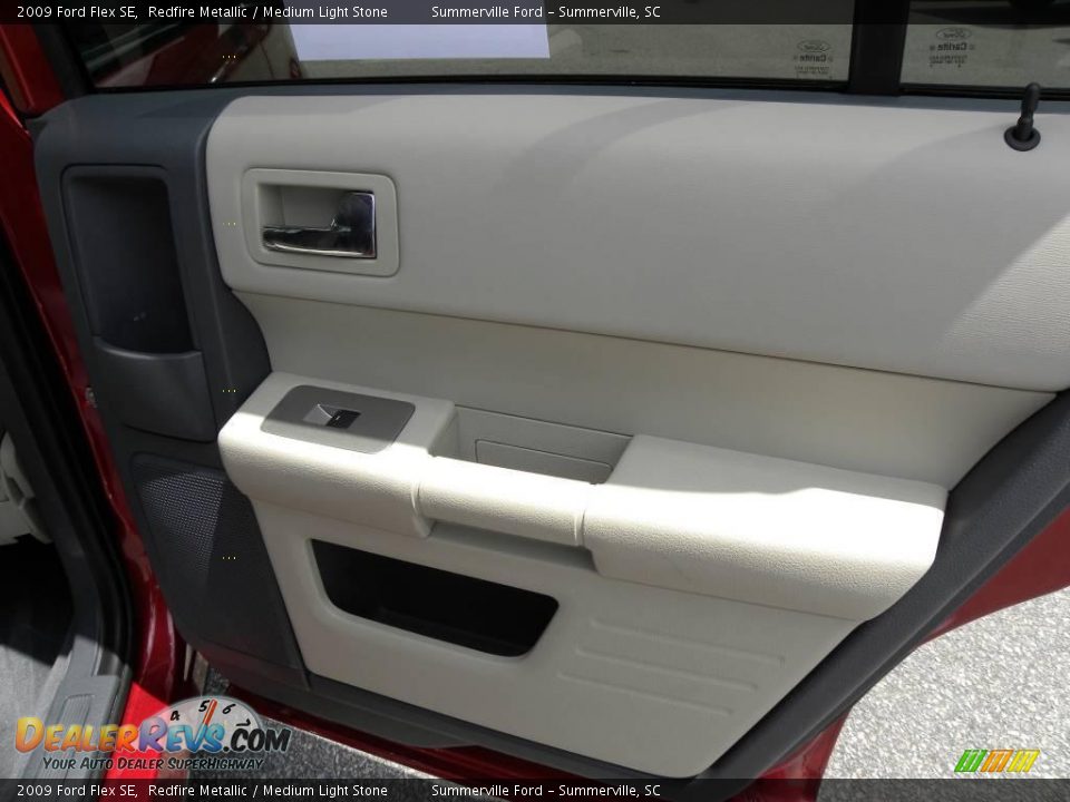 2009 Ford Flex SE Redfire Metallic / Medium Light Stone Photo #12