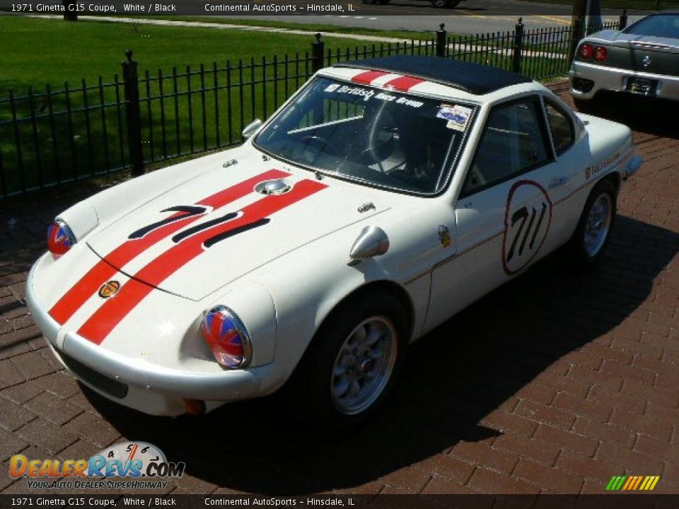 Front 3/4 View of 1971 Ginetta G15 Coupe Photo #3