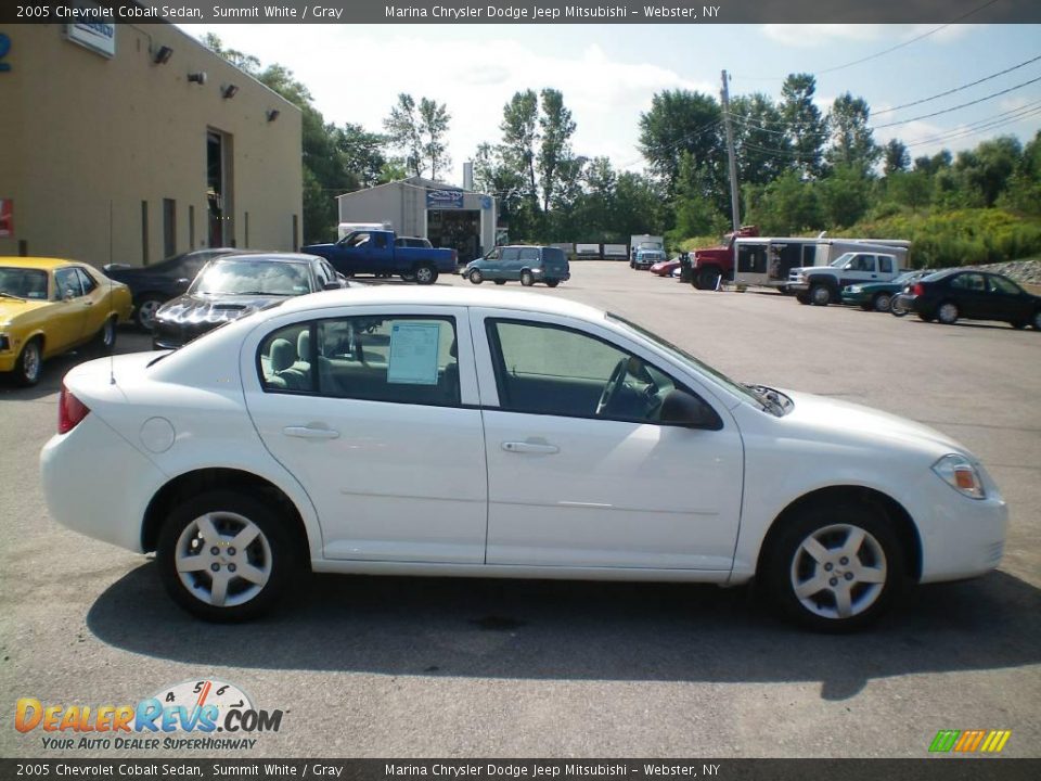 2005 Chevrolet Cobalt Sedan Summit White / Gray Photo #11