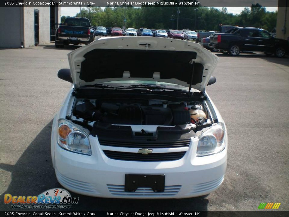 2005 Chevrolet Cobalt Sedan Summit White / Gray Photo #14