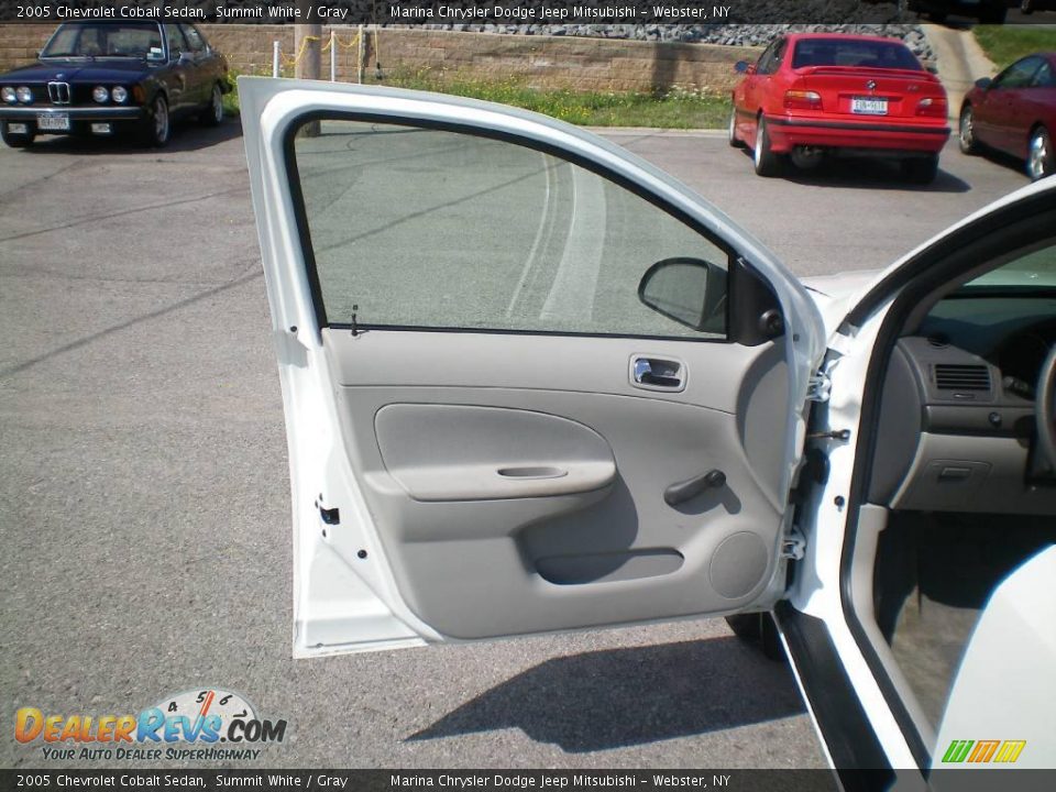 2005 Chevrolet Cobalt Sedan Summit White / Gray Photo #16