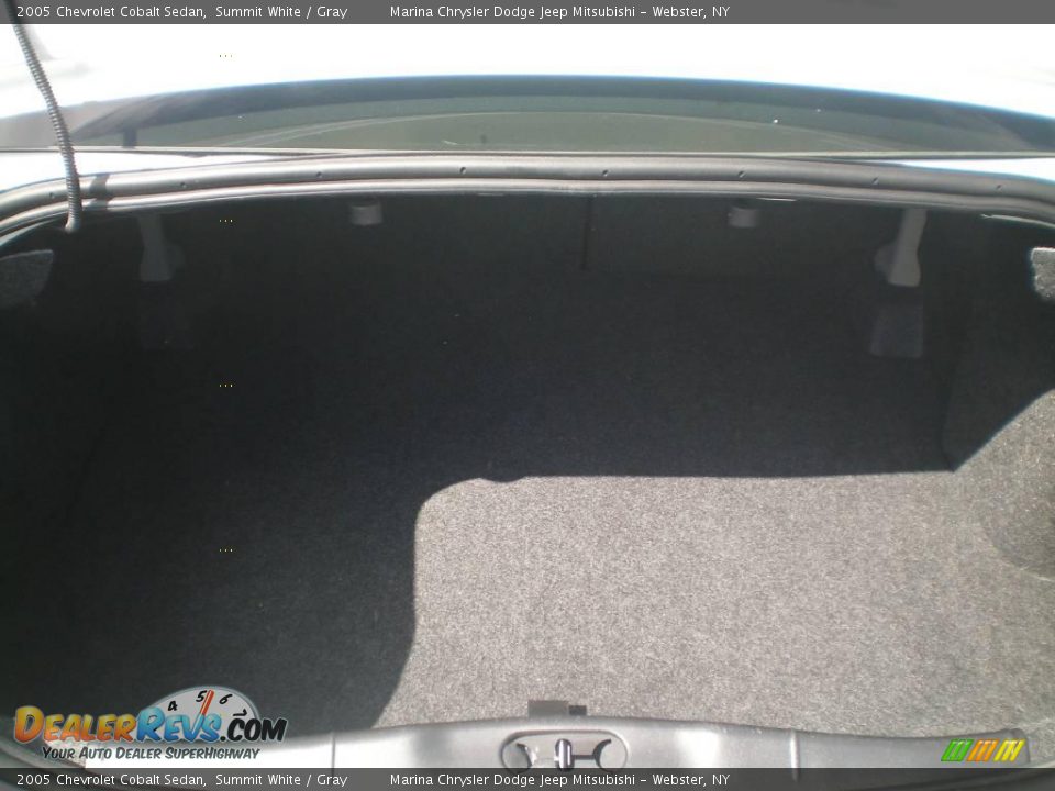 2005 Chevrolet Cobalt Sedan Summit White / Gray Photo #19