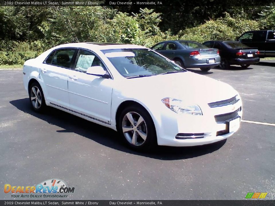 2009 Chevrolet Malibu LT Sedan Summit White / Ebony Photo #3