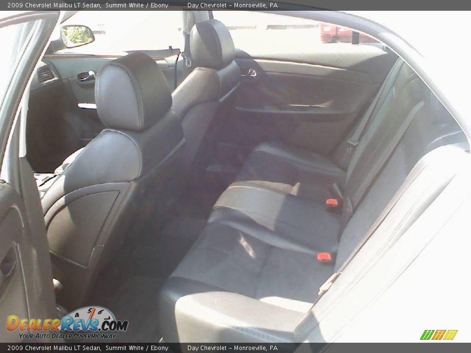 2009 Chevrolet Malibu LT Sedan Summit White / Ebony Photo #8