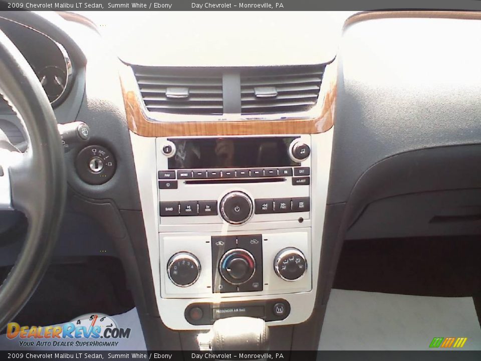 2009 Chevrolet Malibu LT Sedan Summit White / Ebony Photo #13