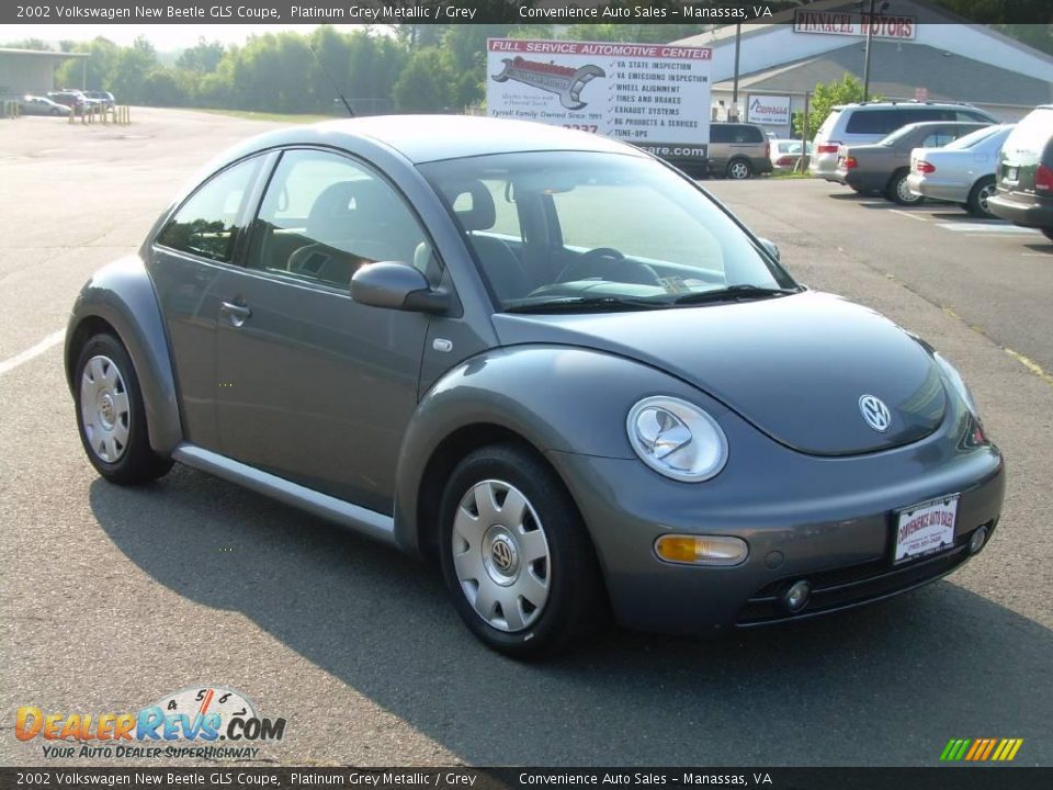 2002 Volkswagen New Beetle GLS Coupe Platinum Grey Metallic / Grey Photo #2