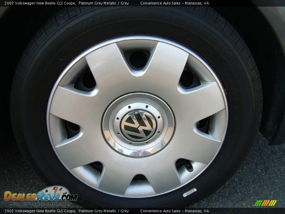 2002 Volkswagen New Beetle GLS Coupe Platinum Grey Metallic / Grey Photo #10