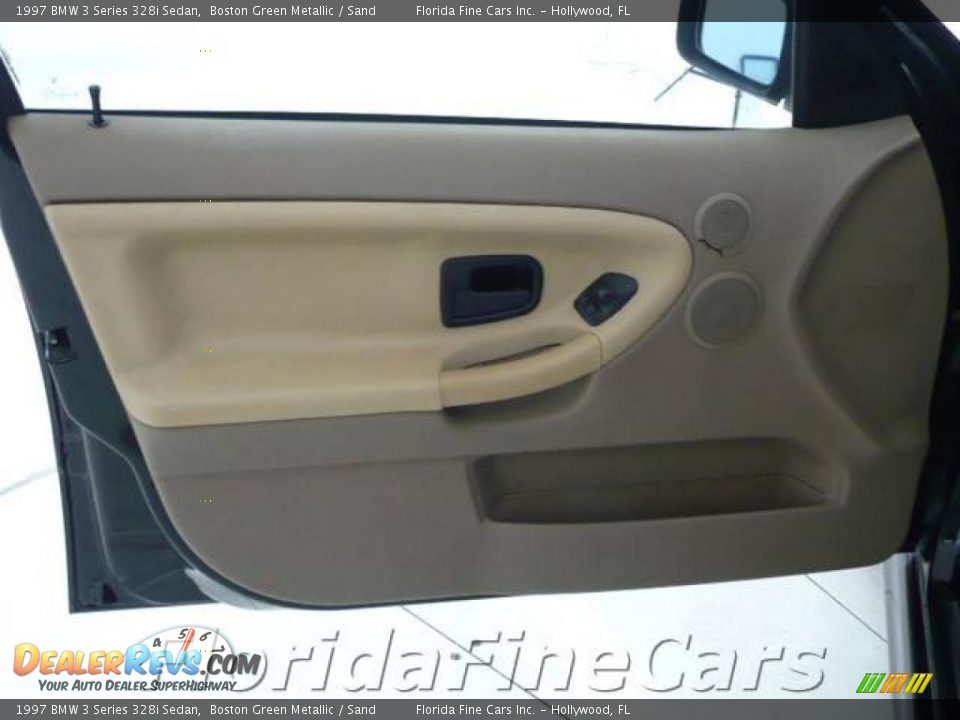 1997 BMW 3 Series 328i Sedan Boston Green Metallic / Sand Photo #11