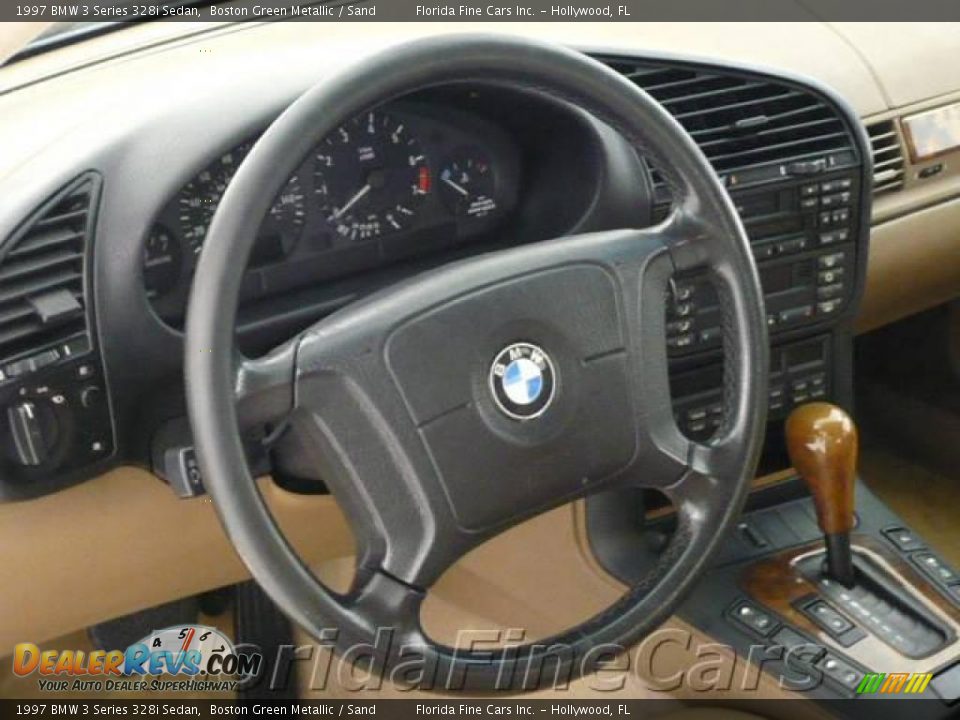 1997 BMW 3 Series 328i Sedan Boston Green Metallic / Sand Photo #17