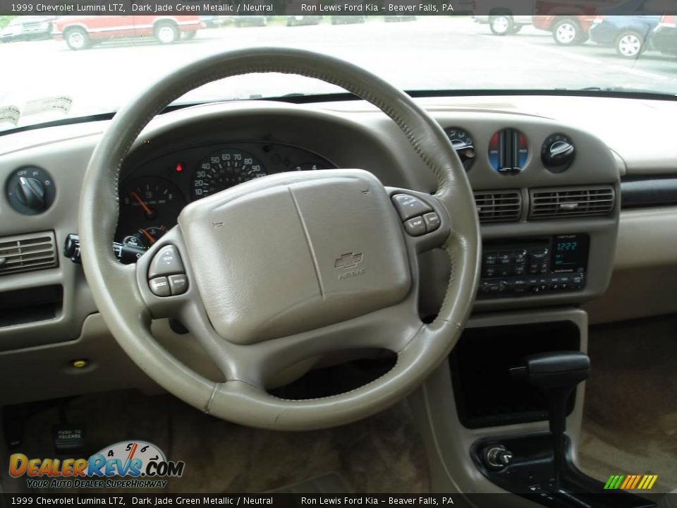 1999 Chevrolet Lumina LTZ Dark Jade Green Metallic / Neutral Photo #11