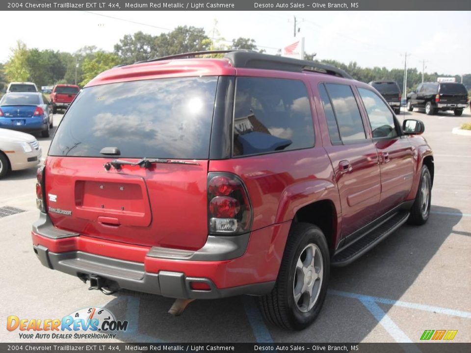 2004 Chevrolet TrailBlazer EXT LT 4x4 Medium Red Metallic / Light Cashmere Photo #6