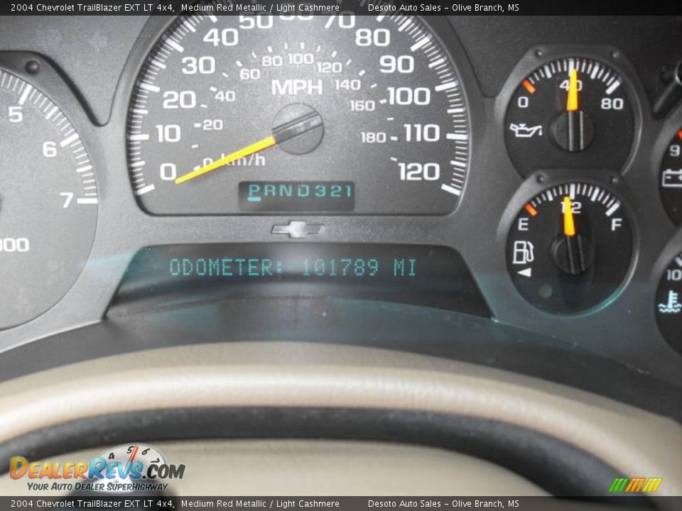 2004 Chevrolet TrailBlazer EXT LT 4x4 Medium Red Metallic / Light Cashmere Photo #9