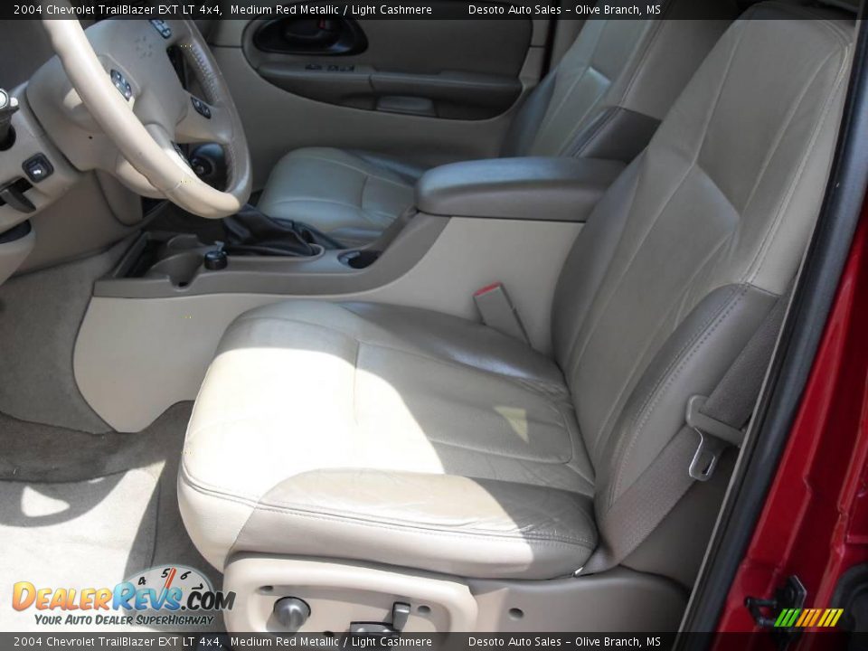 2004 Chevrolet TrailBlazer EXT LT 4x4 Medium Red Metallic / Light Cashmere Photo #16