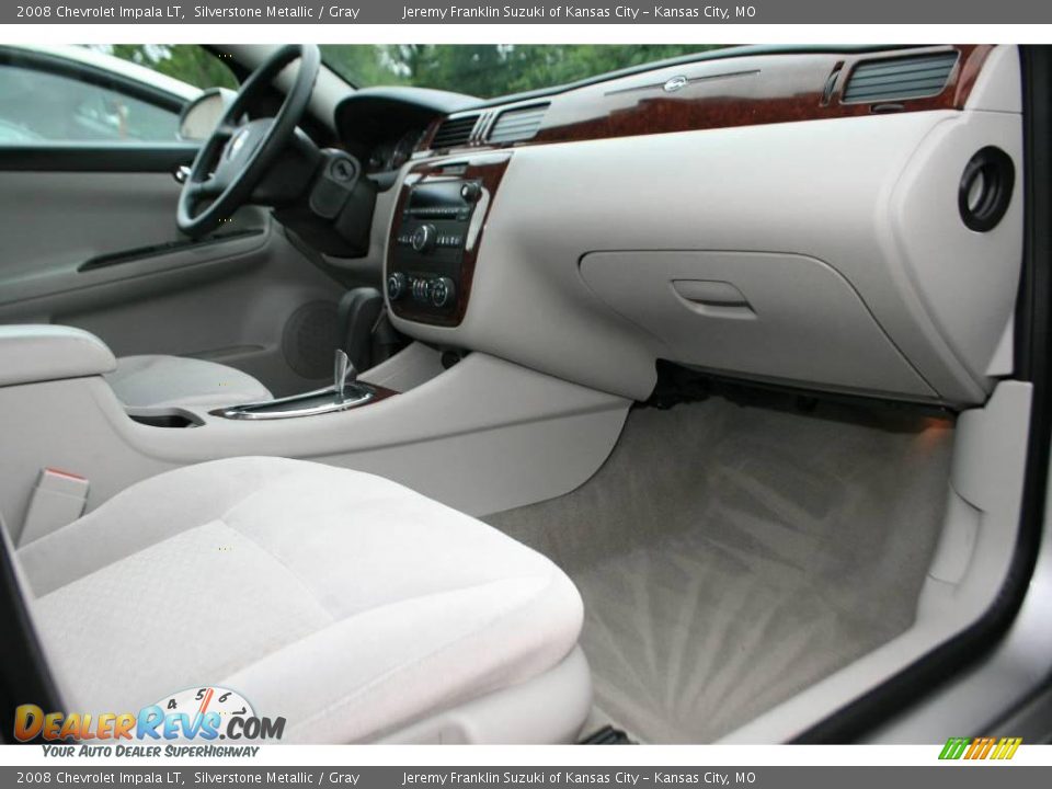 2008 Chevrolet Impala LT Silverstone Metallic / Gray Photo #7