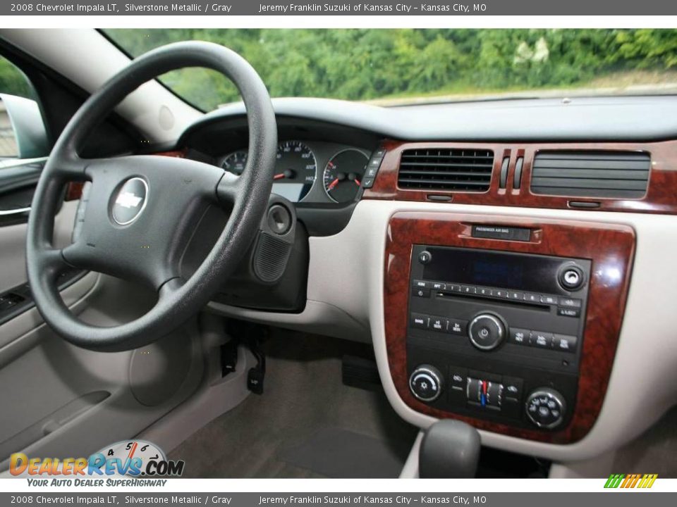 2008 Chevrolet Impala LT Silverstone Metallic / Gray Photo #9