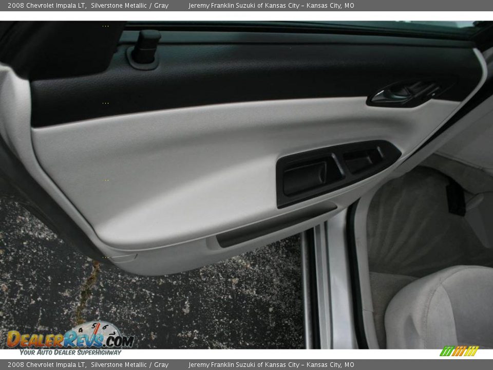 2008 Chevrolet Impala LT Silverstone Metallic / Gray Photo #17