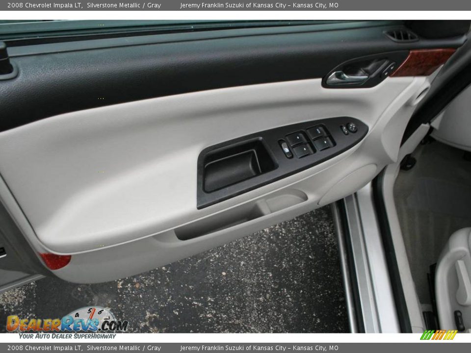 2008 Chevrolet Impala LT Silverstone Metallic / Gray Photo #18