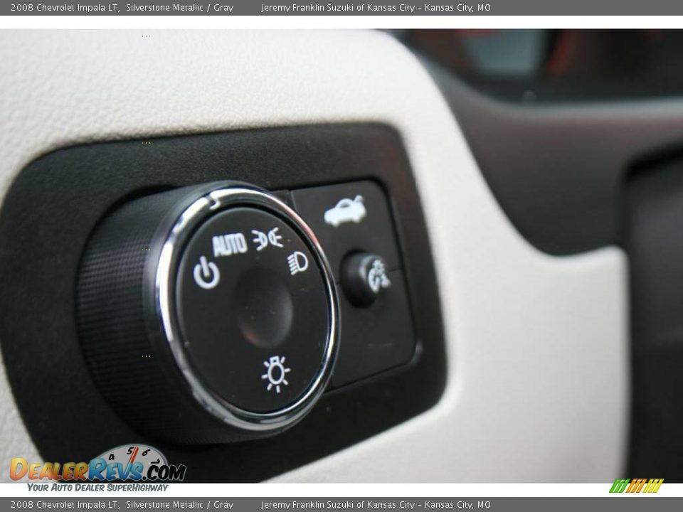 2008 Chevrolet Impala LT Silverstone Metallic / Gray Photo #20