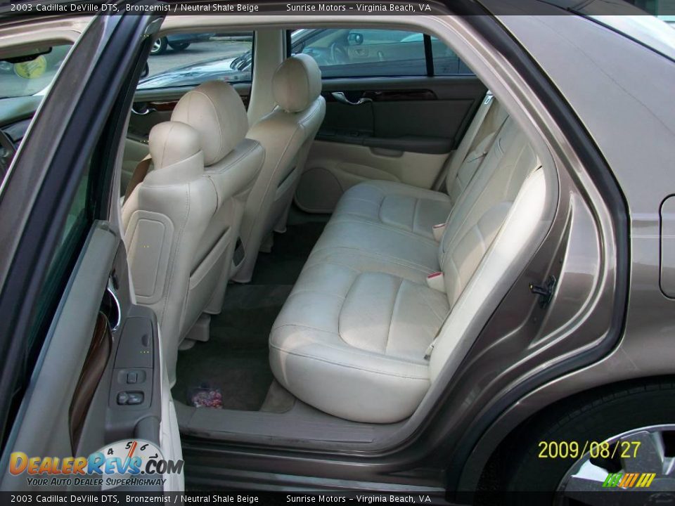 2003 Cadillac DeVille DTS Bronzemist / Neutral Shale Beige Photo #7