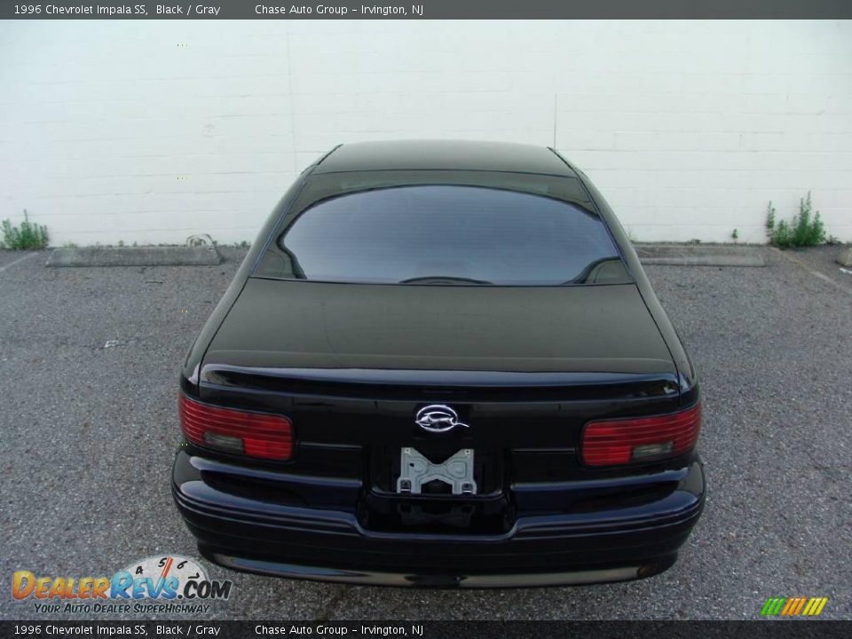 1996 Chevrolet Impala SS Black / Gray Photo #7