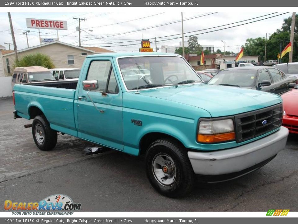 1994 Ford F150 XL Regular Cab Bright Calypso Green Metallic / Grey Photo #1