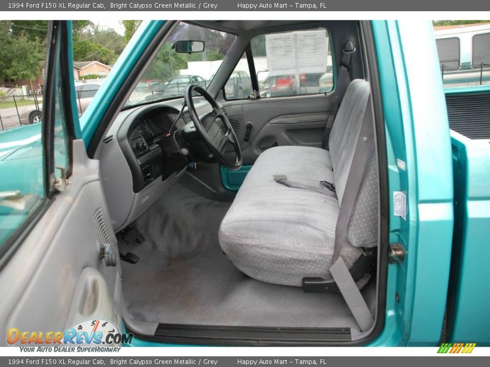 1994 Ford F150 XL Regular Cab Bright Calypso Green Metallic / Grey Photo #17