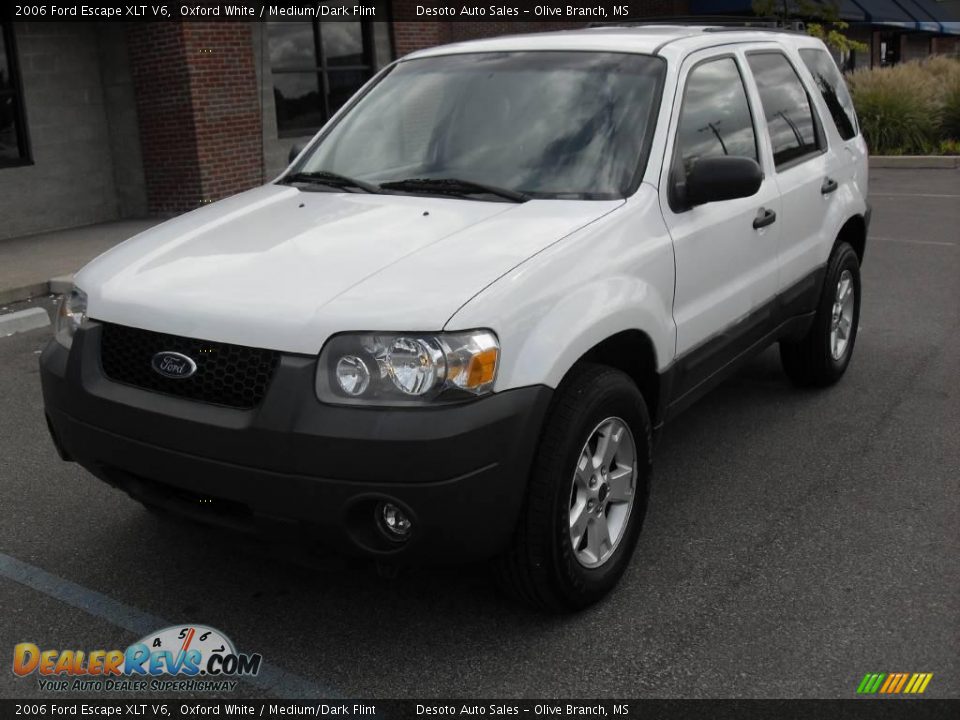 2006 Ford Escape XLT V6 Oxford White / Medium/Dark Flint Photo #2