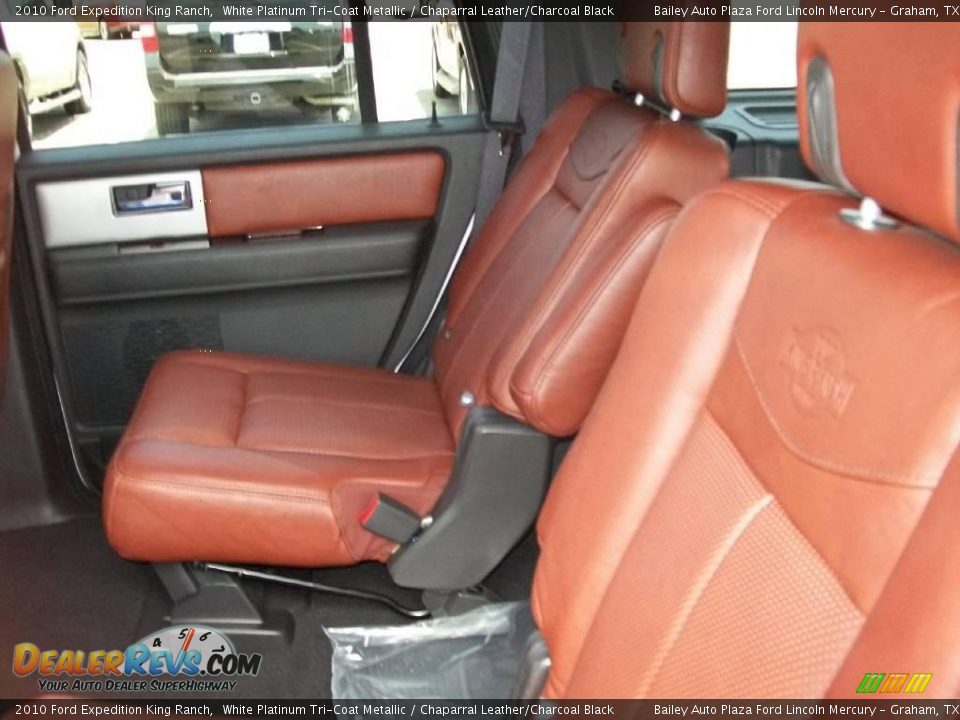 2010 Ford Expedition King Ranch White Platinum Tri-Coat Metallic / Chaparral Leather/Charcoal Black Photo #4
