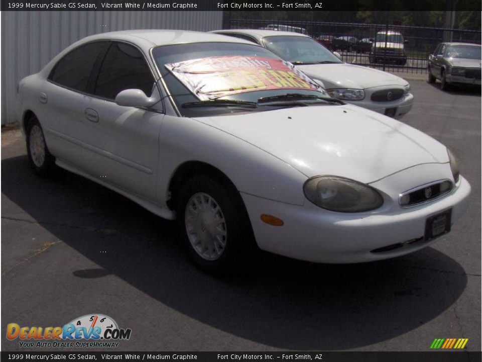 1999 Mercury Sable GS Sedan Vibrant White / Medium Graphite Photo #3