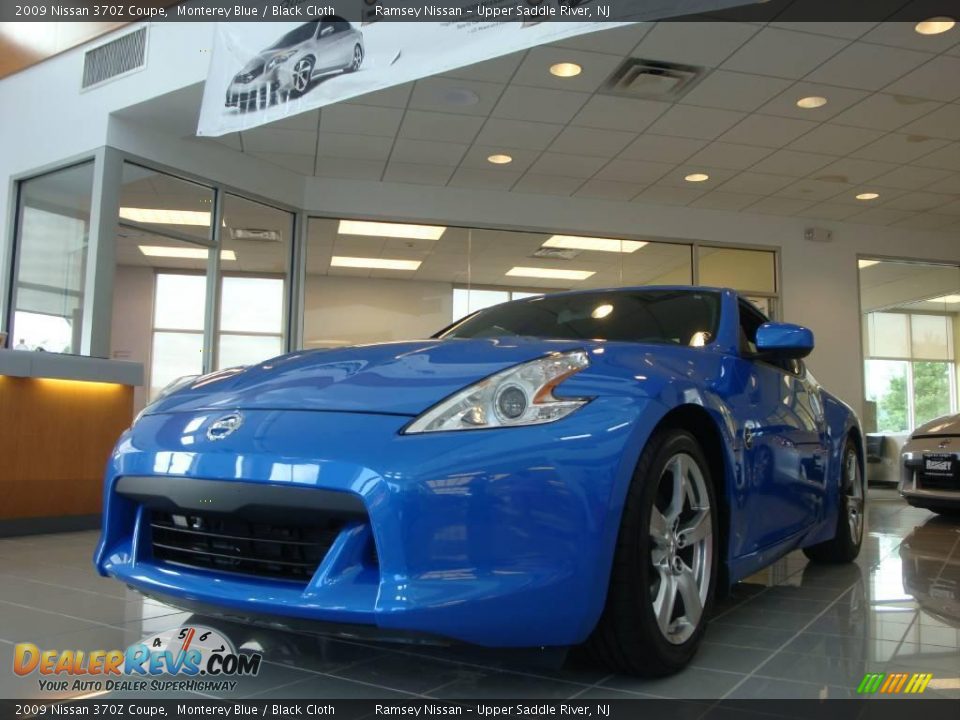 2009 Nissan 370Z Coupe Monterey Blue / Black Cloth Photo #4