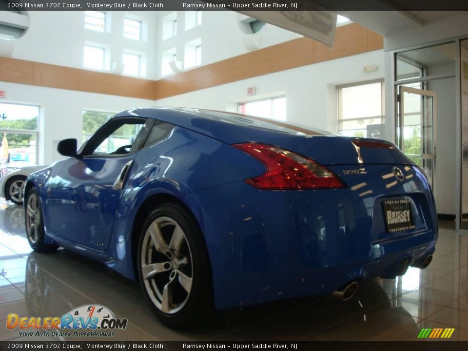 2009 Nissan 370Z Coupe Monterey Blue / Black Cloth Photo #8