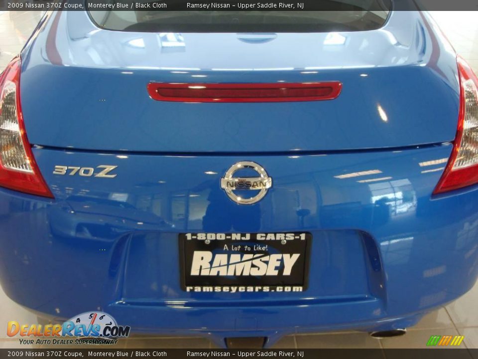 2009 Nissan 370Z Coupe Monterey Blue / Black Cloth Photo #19