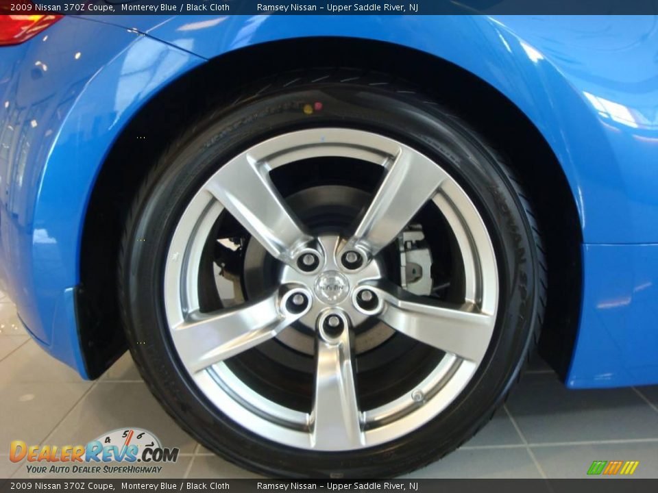 2009 Nissan 370Z Coupe Monterey Blue / Black Cloth Photo #25