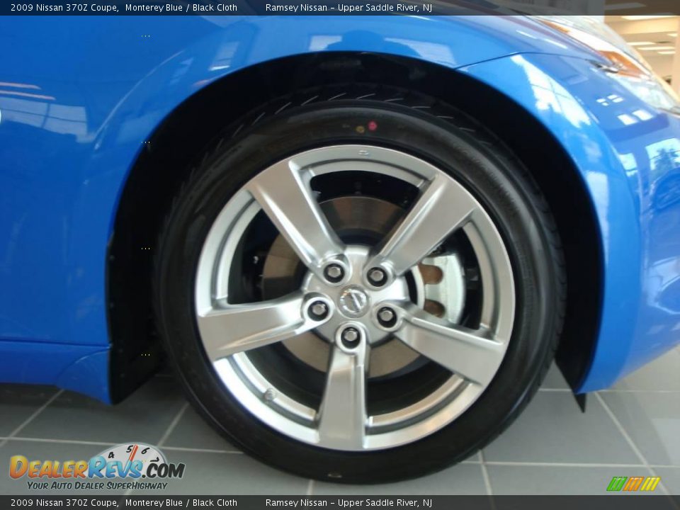 2009 Nissan 370Z Coupe Monterey Blue / Black Cloth Photo #26