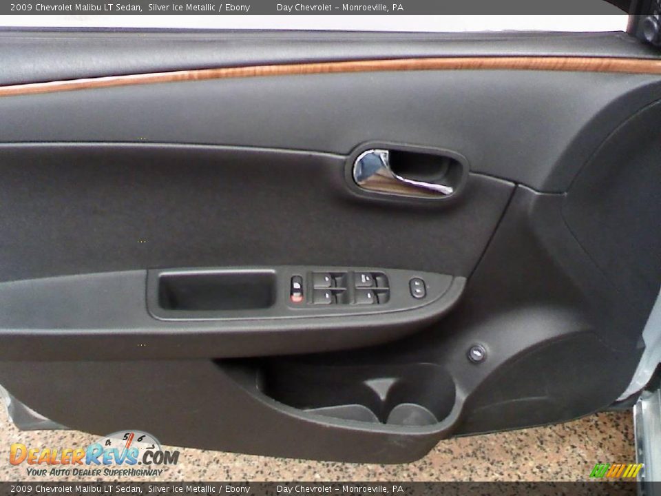 2009 Chevrolet Malibu LT Sedan Silver Ice Metallic / Ebony Photo #12