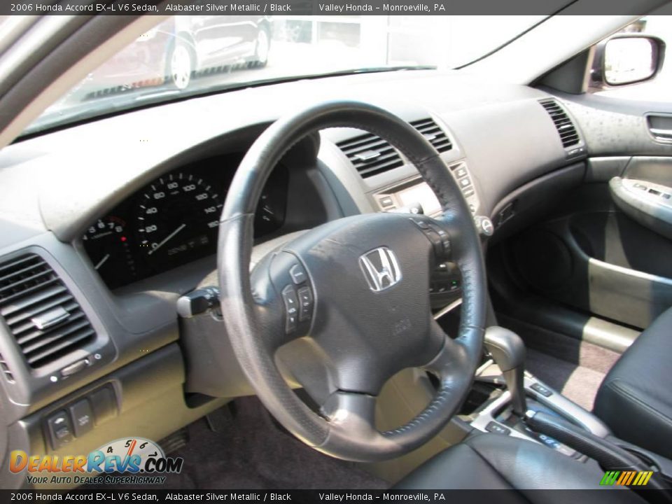 2006 Honda Accord EX-L V6 Sedan Alabaster Silver Metallic / Black Photo #10