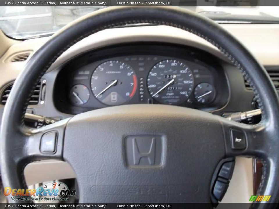 1997 Honda Accord SE Sedan Heather Mist Metallic / Ivory Photo #24