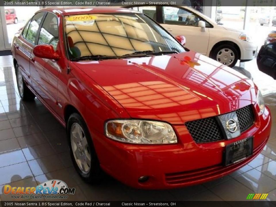 2005 Nissan Sentra 1.8 S Special Edition Code Red / Charcoal Photo #4