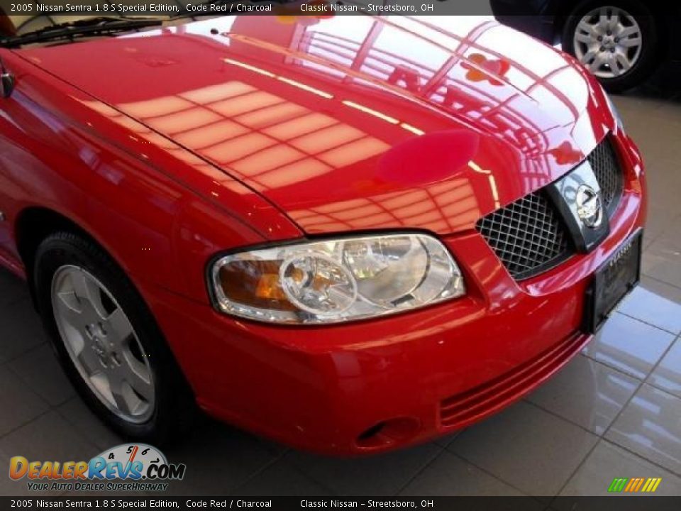 2005 Nissan Sentra 1.8 S Special Edition Code Red / Charcoal Photo #12