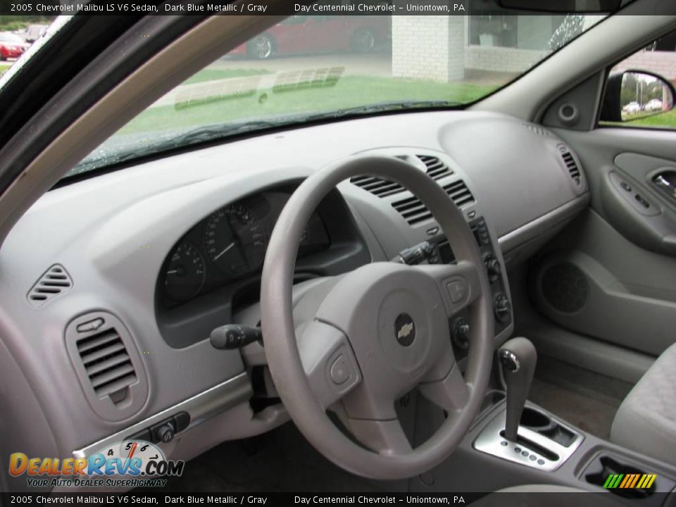 2005 Chevrolet Malibu LS V6 Sedan Dark Blue Metallic / Gray Photo #8