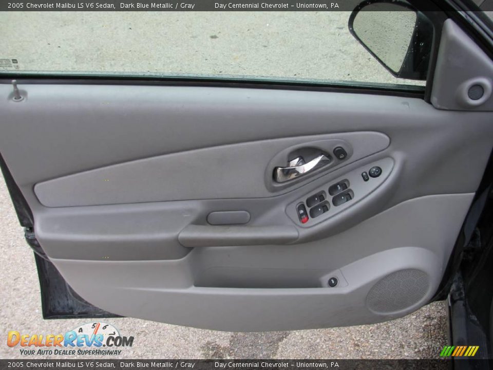 2005 Chevrolet Malibu LS V6 Sedan Dark Blue Metallic / Gray Photo #9