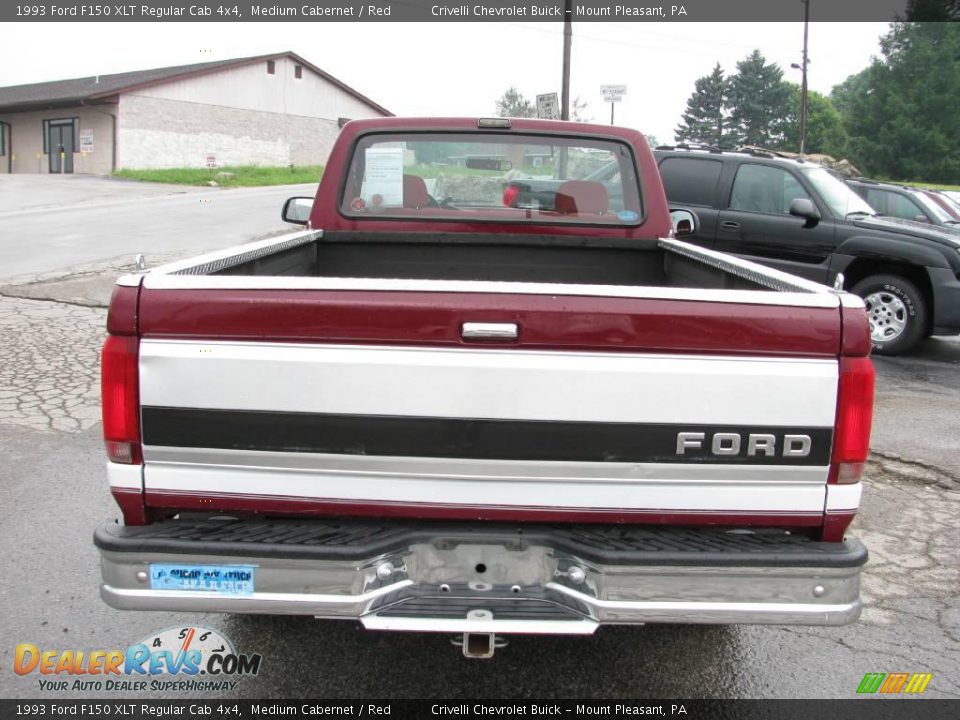 1993 Ford F150 XLT Regular Cab 4x4 Medium Cabernet / Red Photo #4