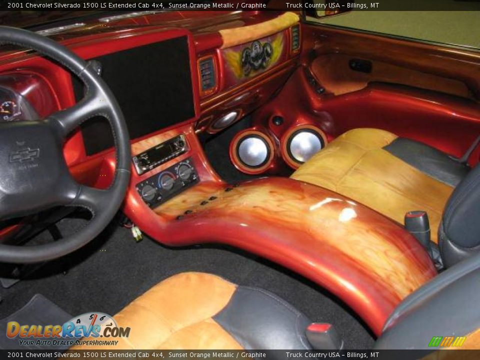 2001 Chevrolet Silverado 1500 LS Extended Cab 4x4 Sunset Orange Metallic / Graphite Photo #21