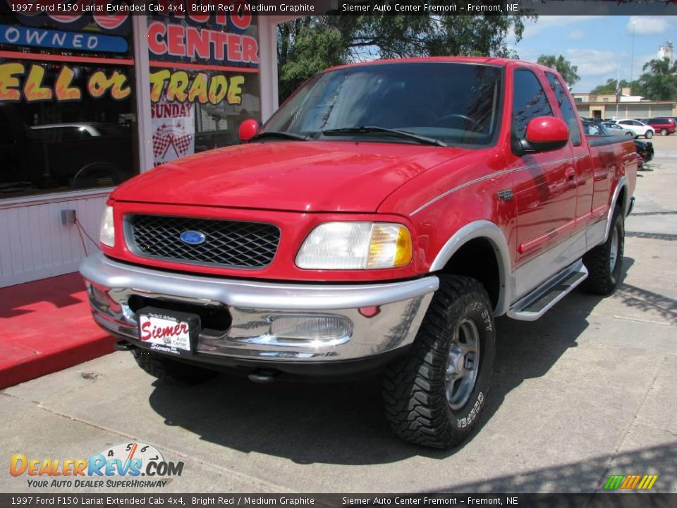 1997 Ford F150 Lariat Extended Cab 4x4 Bright Red / Medium Graphite Photo #21