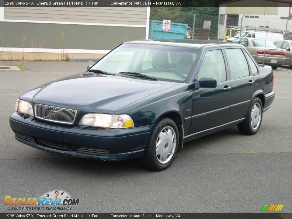 1998 Volvo S70 Emerald Green Pearl Metallic / Tan Photo #4