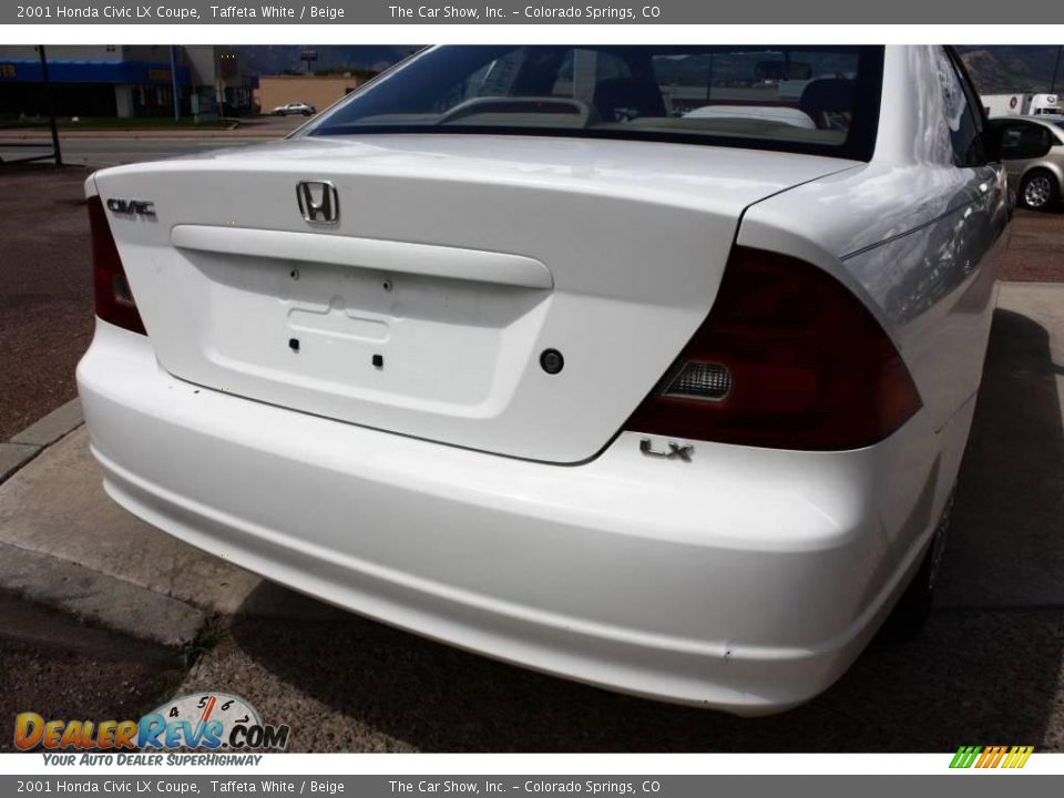 2001 Honda Civic LX Coupe Taffeta White / Beige Photo #15