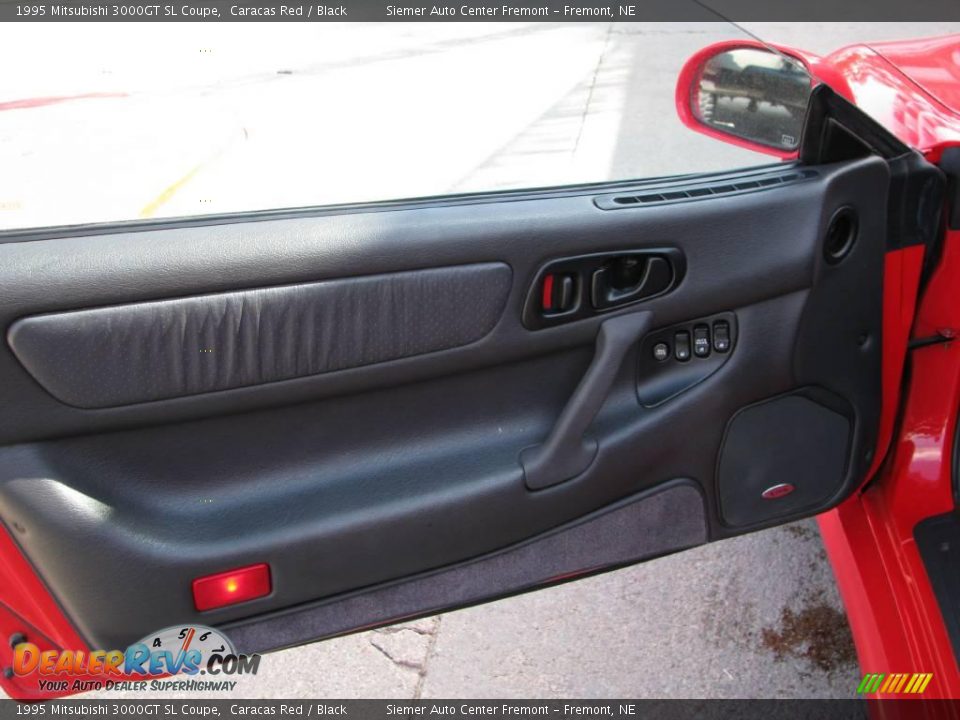 1995 Mitsubishi 3000GT SL Coupe Caracas Red / Black Photo #12