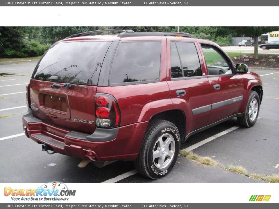 2004 Chevrolet TrailBlazer LS 4x4 Majestic Red Metallic / Medium Pewter Photo #6